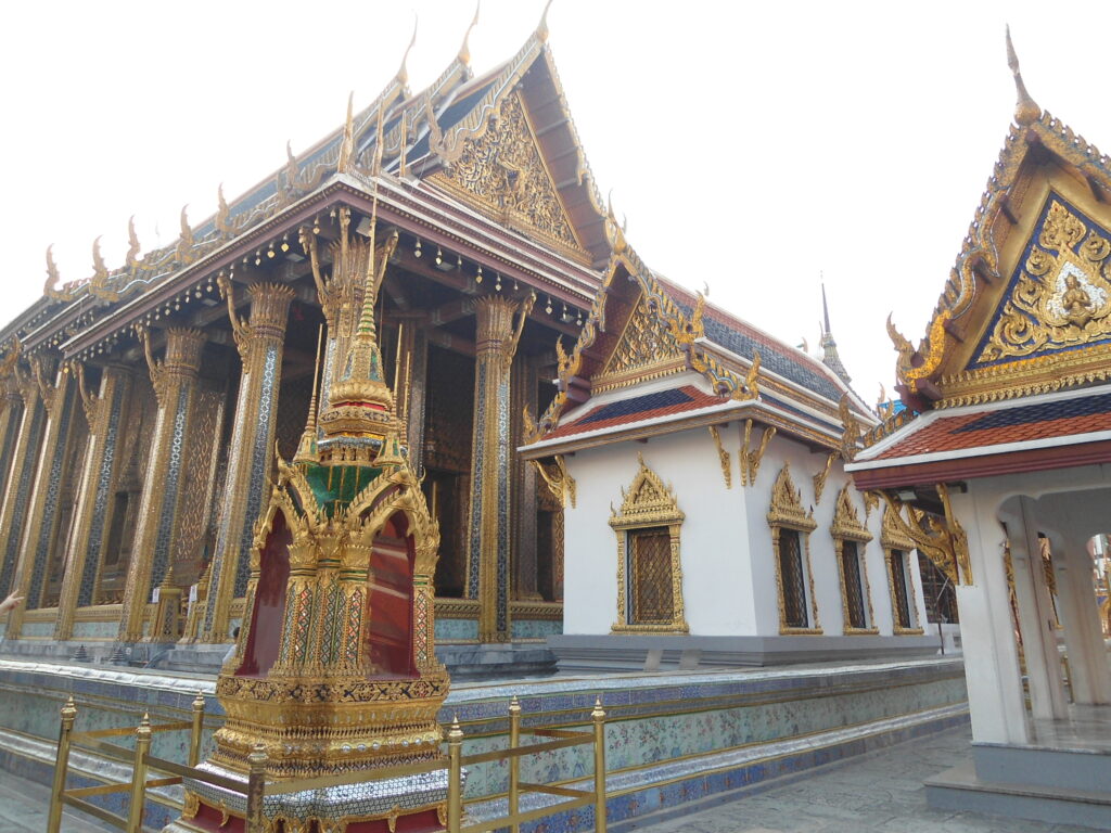 Phra Borom Maha Ratcha Wang